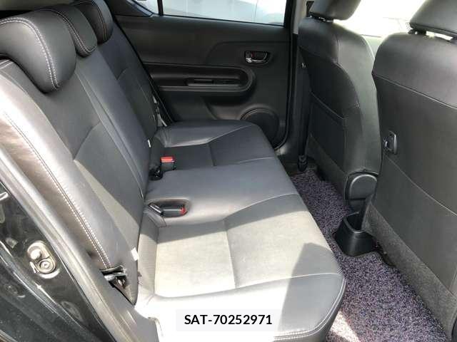 Toyota AQUA 2017-09 8373406-14