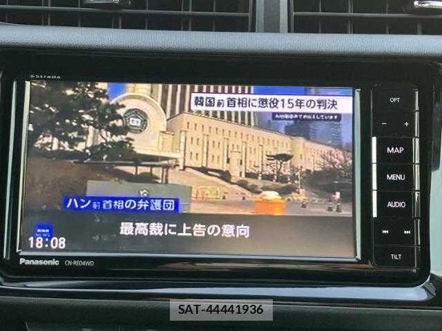 Toyota AQUA 2015-09 8373463-11