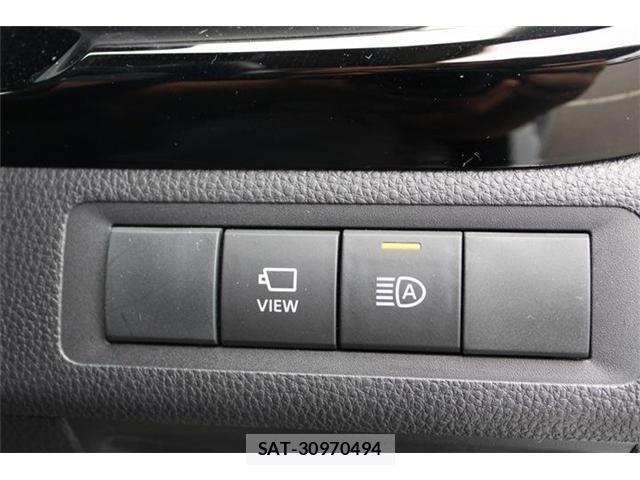 Toyota AQUA 2025-10 8373540-3