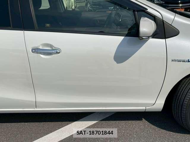 Toyota AQUA 2019-09 8373630-7