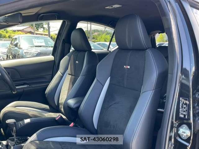 Toyota AQUA 2019-02 8373653-6