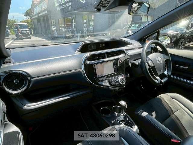 Toyota AQUA 2019-02 8373653-9