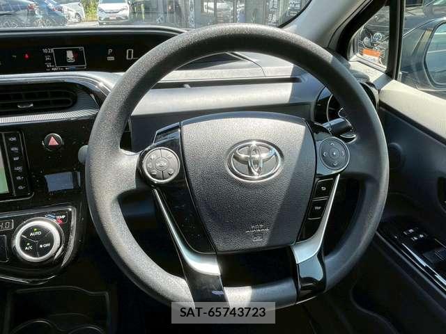 Toyota AQUA 2019-07 8373657-3