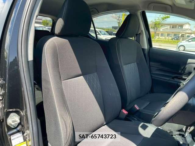 Toyota AQUA 2019-07 8373657-4
