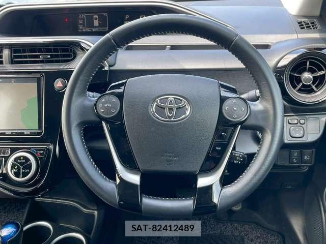 Toyota AQUA 2017-10 8373659-2