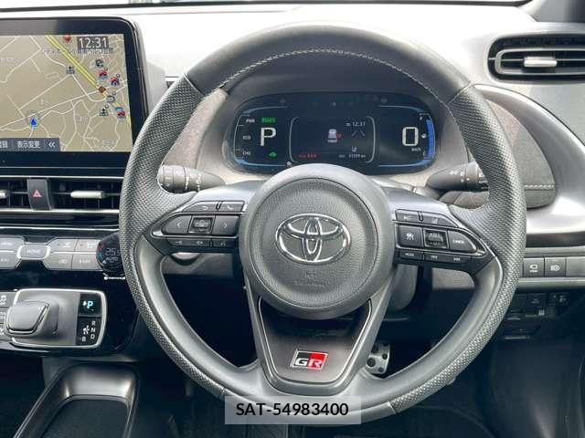 Toyota AQUA 2023-01 8373667-2