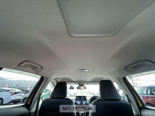 Toyota AQUA 2022-08 8373673-14