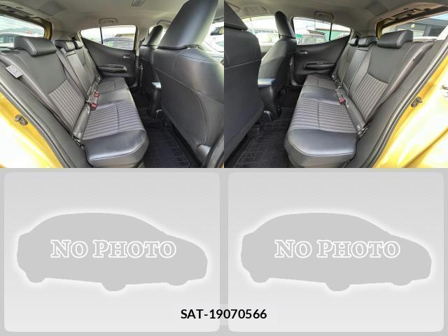 Toyota AQUA 2022-08 8373673-6