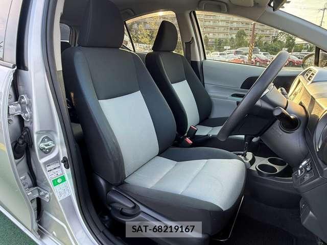 Toyota AQUA 2012-09 8373678-5