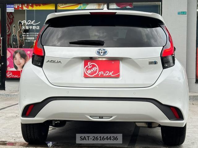 Toyota AQUA 2021-09 8373758-11