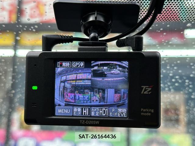 Toyota AQUA 2021-09 8373758-6