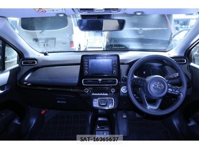 Toyota AQUA 2023-10 8373825-2