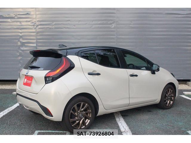 Toyota AQUA 2024-11 8373896-2