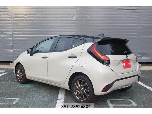 Toyota AQUA 2024-11 8373896-3