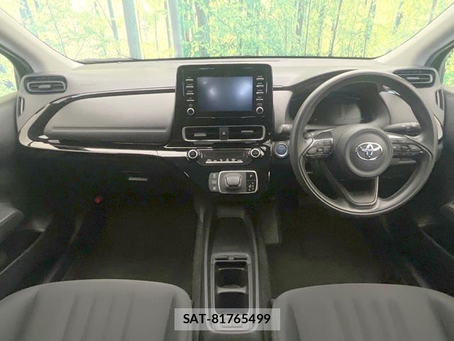 Toyota AQUA 2023-07 8373913-1