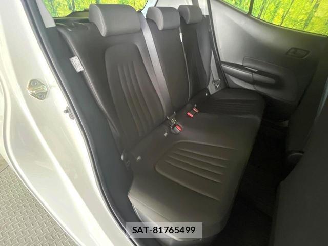 Toyota AQUA 2023-07 8373913-8