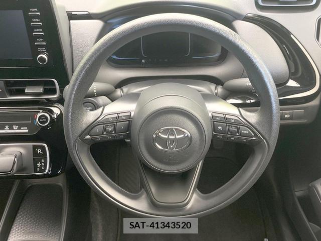 Toyota AQUA 2025-03 8373915-10