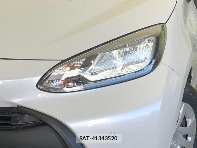 Toyota AQUA 2025-03 8373915-11