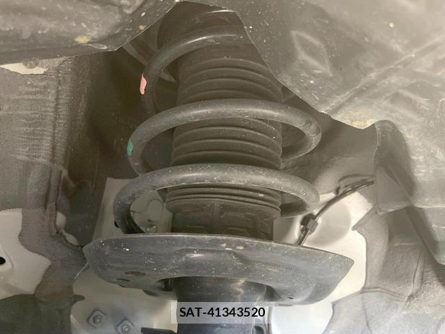 Toyota AQUA 2025-03 8373915-19