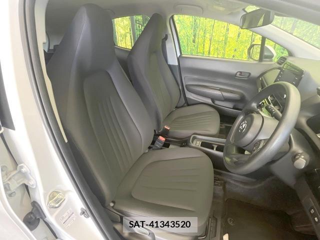 Toyota AQUA 2025-03 8373915-7
