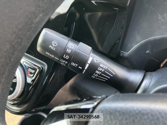 Toyota AQUA 2019-07 8373971-16