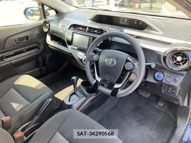 Toyota AQUA 2019-07 8373971-3