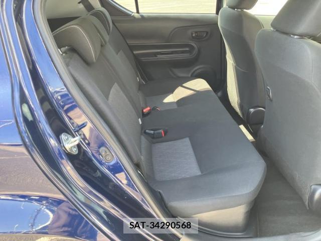 Toyota AQUA 2019-07 8373971-4