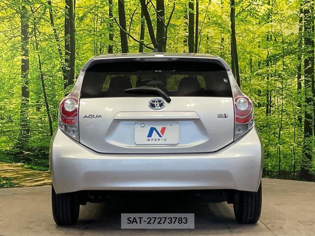 Toyota AQUA 2014-06 8374008-14