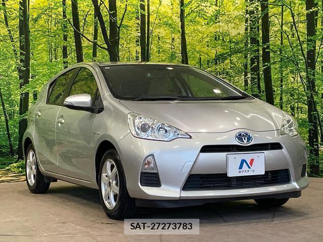 Toyota AQUA 2014-06 8374008-15