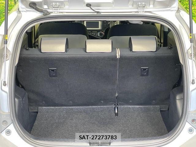 Toyota AQUA 2014-06 8374008-9