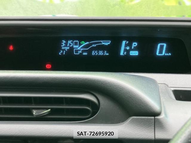 Toyota AQUA 2014-05 8374084-14