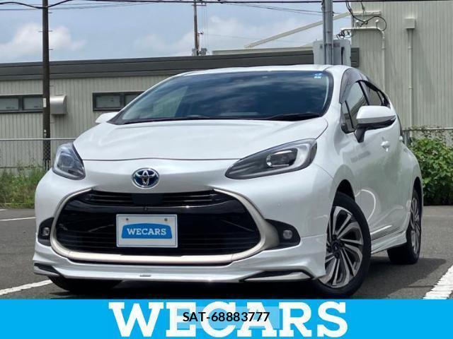 Toyota AQUA 2022-01 8374106-0