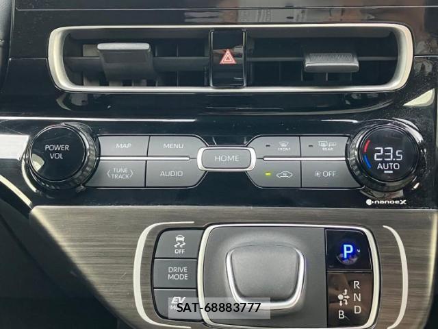 Toyota AQUA 2022-01 8374106-16