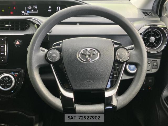 Toyota AQUA 2019-05 8374218-14