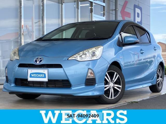 Toyota AQUA 2013-10 8374250-0