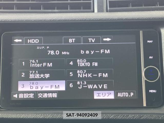 Toyota AQUA 2013-10 8374250-10