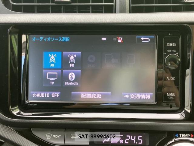Toyota AQUA 2015-06 8374291-10