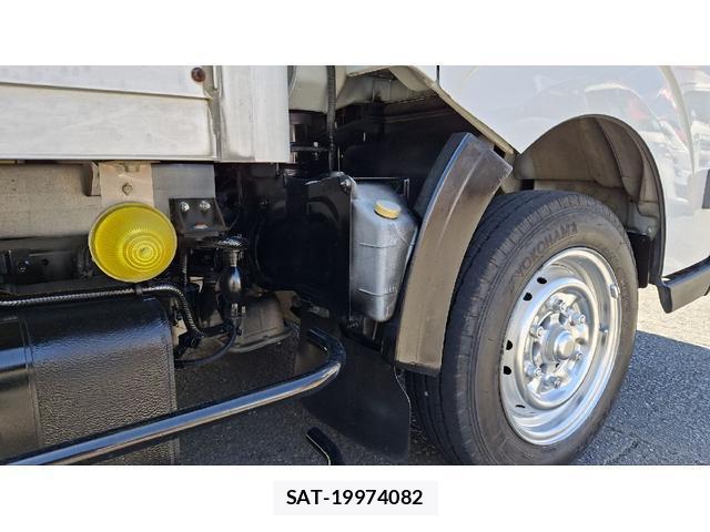 Nissan ATLAS 2015-03 8373148-11