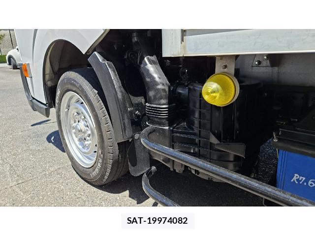 Nissan ATLAS 2015-03 8373148-13