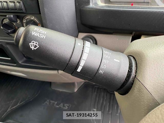 Nissan ATLAS 2013-10 8373149-14