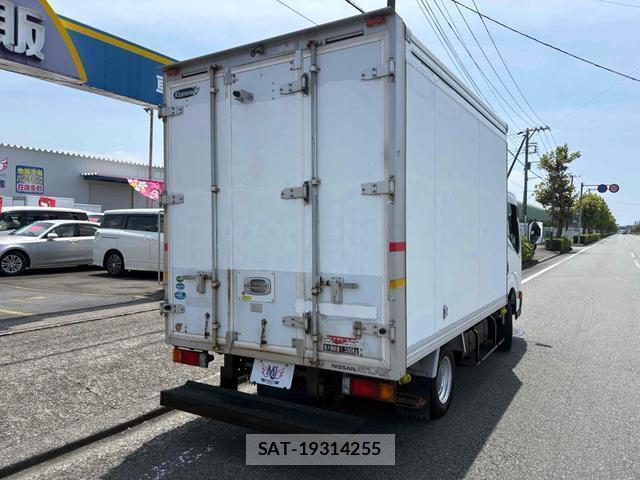 Nissan ATLAS 2013-10 8373149-15