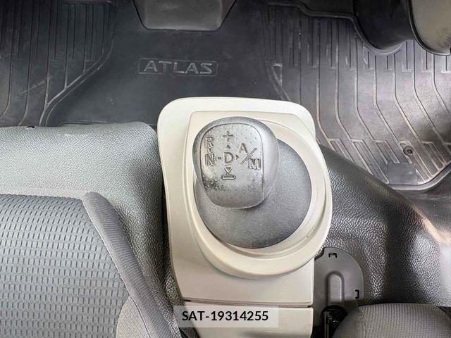 Nissan ATLAS 2013-10 8373149-17