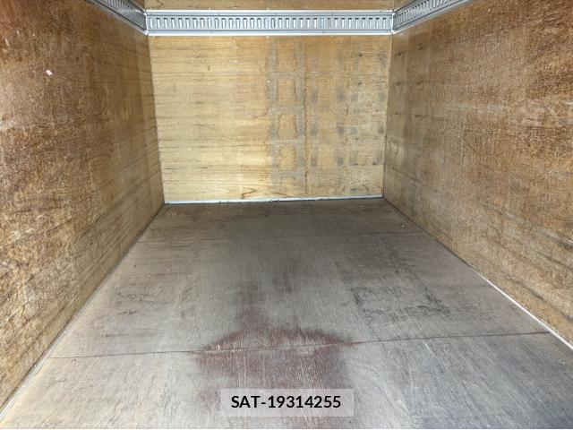 Nissan ATLAS 2013-10 8373149-4
