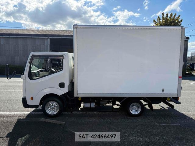 Nissan ATLAS 2013-07 8373150-10