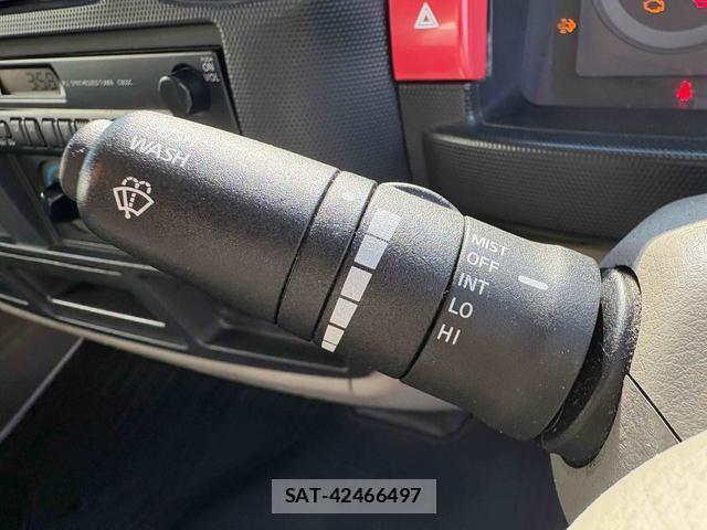 Nissan ATLAS 2013-07 8373150-16