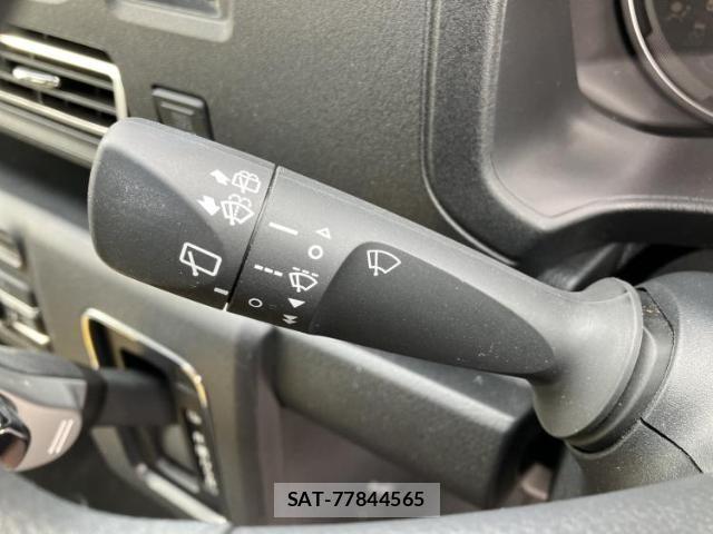 Daihatsu ATRAI 2022-09 8373970-13