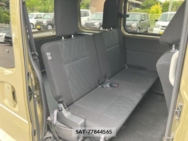 Daihatsu ATRAI 2022-09 8373970-4