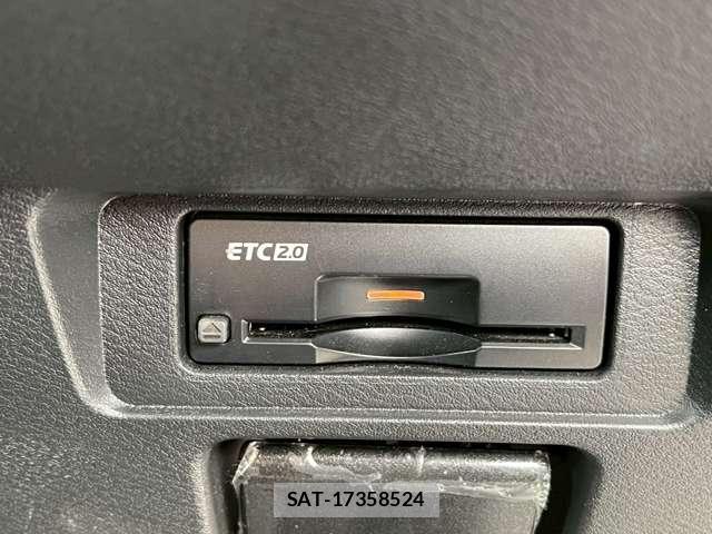 Nissan AURA 2022-01 8373628-5