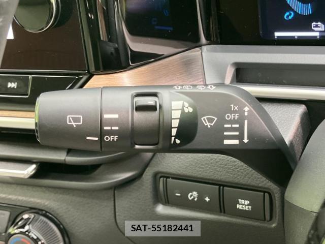Nissan AURA 2023-07 8374269-17