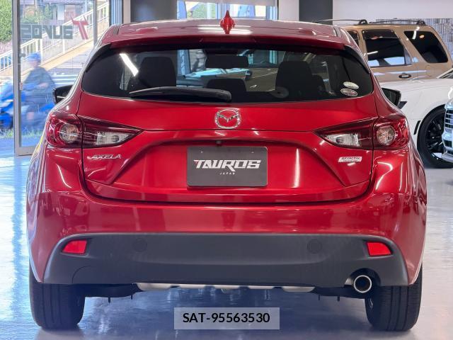 Mazda AXELA SPORT 2016-01 8372702-1